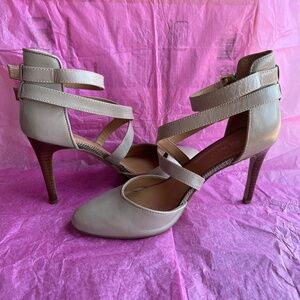Nine West Brennano Ankle Strap Heels 6